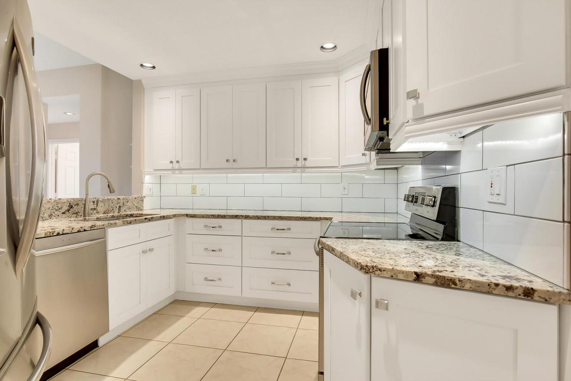 12480 Crystal Pointe Drive - Photo 1