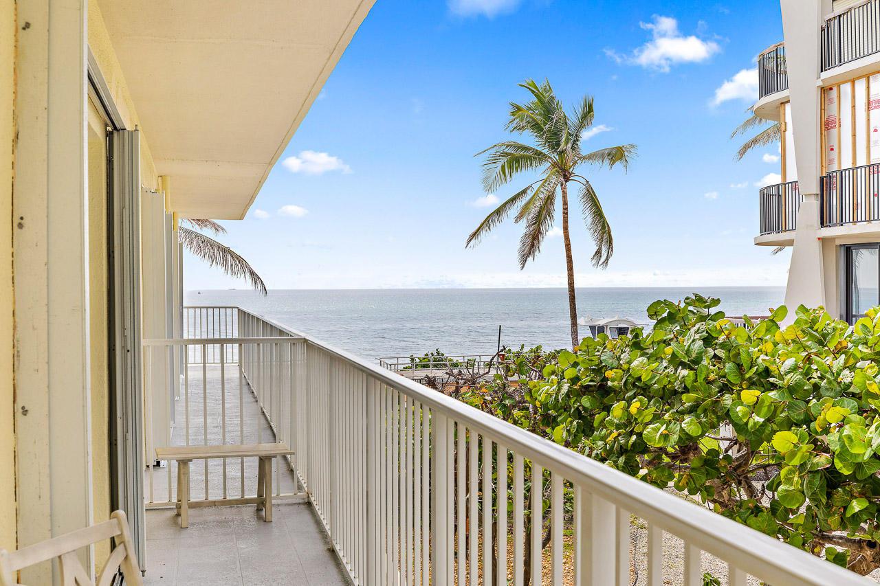 350 Ocean Boulevard - Photo 1