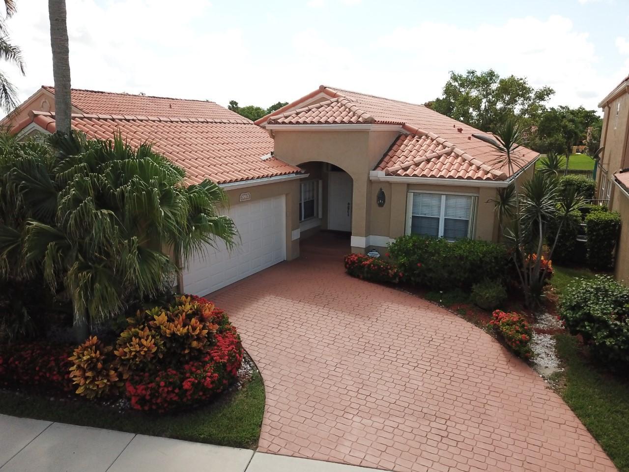 19901 Milan Terrace - Photo 1
