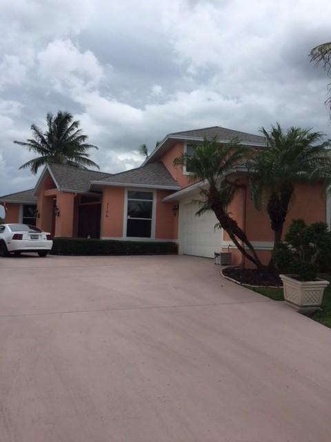 1104 Mitchell Avenue - Photo 1