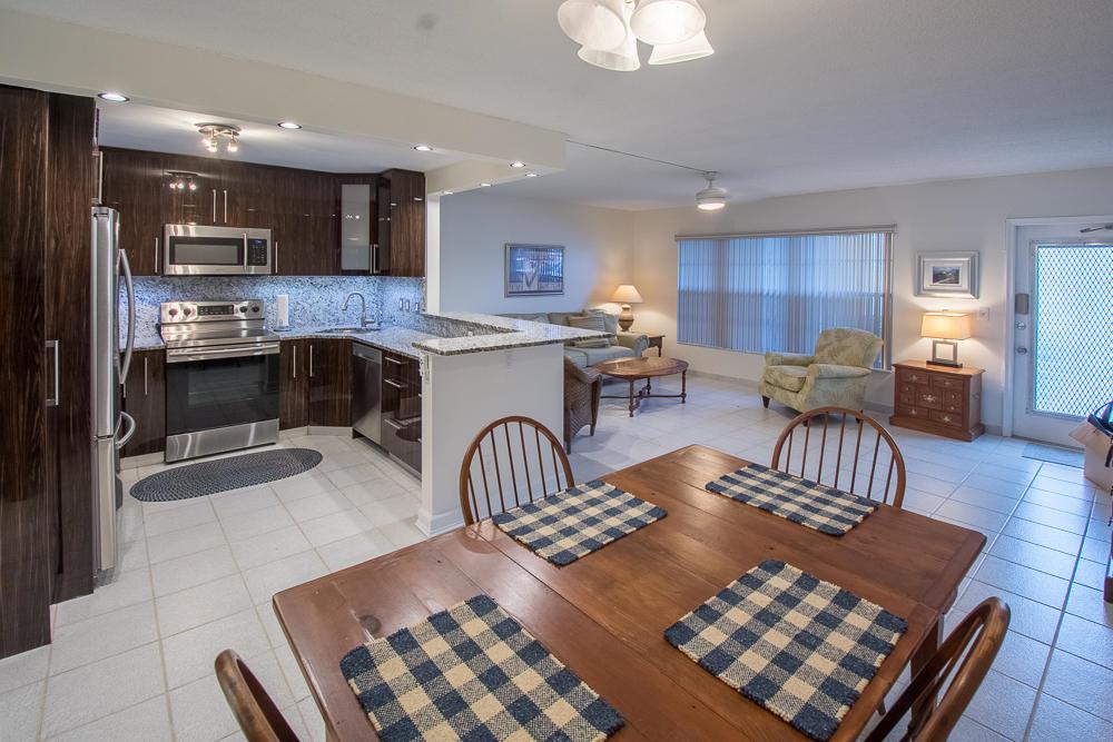 107 Wellington C - Photo 1