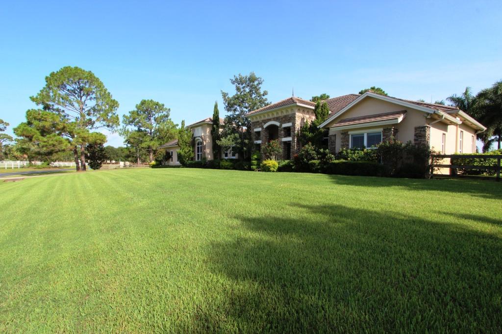 2700 San Antonio Drive - Photo 1