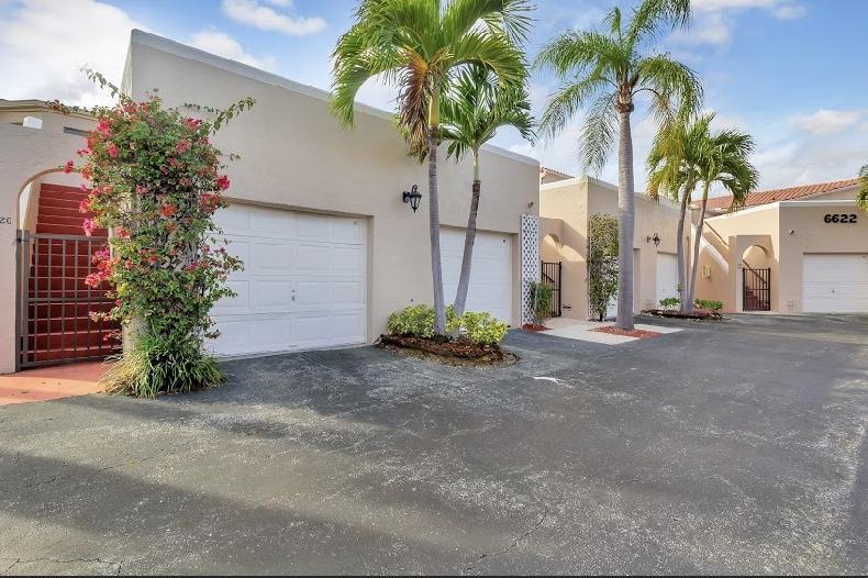 6622 Villa Sonrisa Drive - Photo 1
