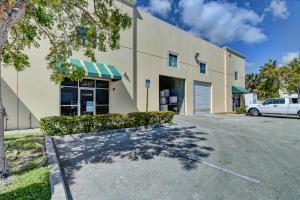 1081 31st Avenue - Photo 1