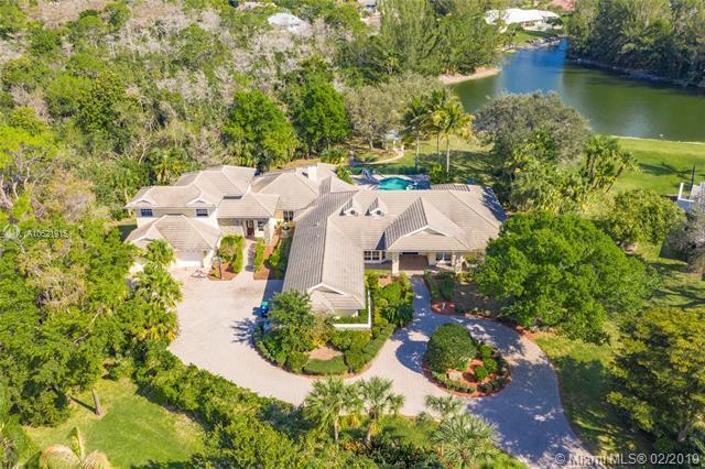 8033 47 Drive - Photo 1