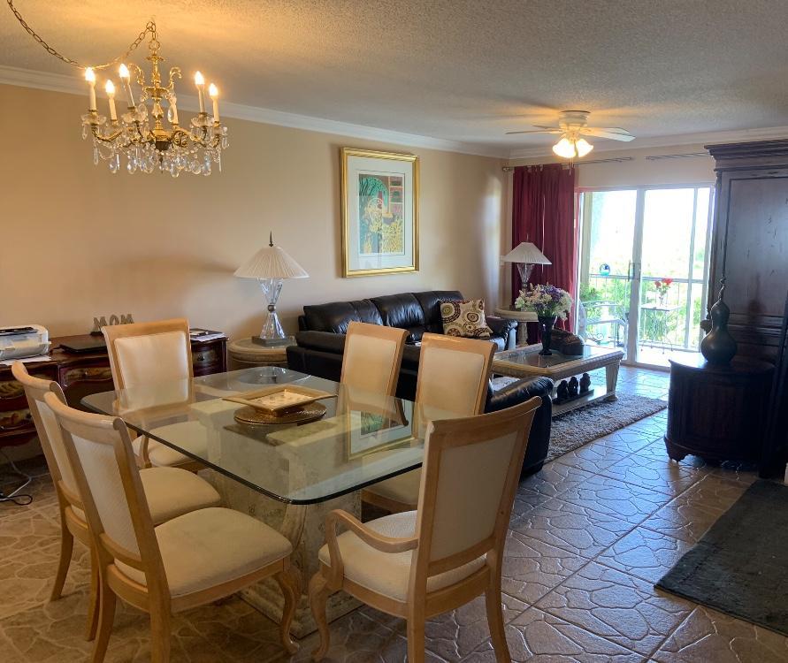 505 Spencer Drive - Photo 1