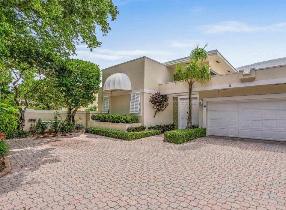 154 Waters Edge Drive - Photo 1