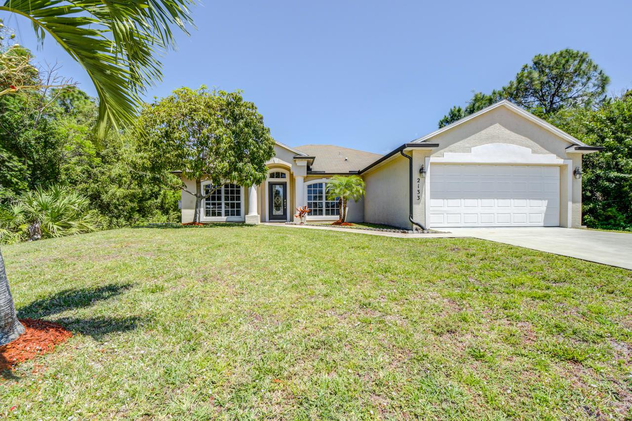 2133 Larchmont Lane - Photo 1