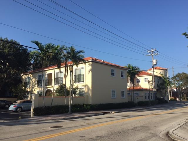 95 4th Avenue - Photo 1