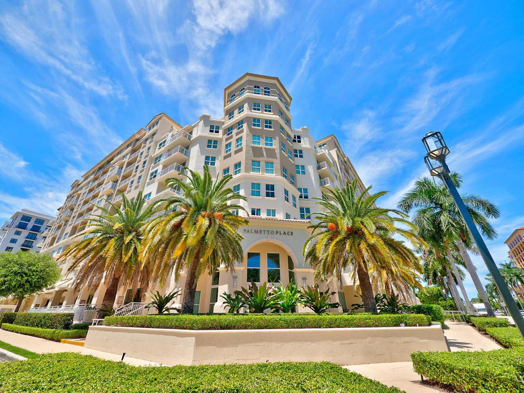 99 Mizner Boulevard - Photo 1