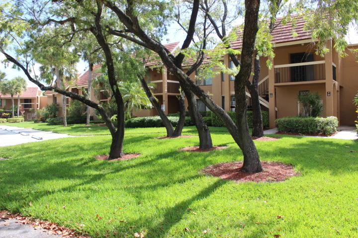11205 Green Lake Drive - Photo 1
