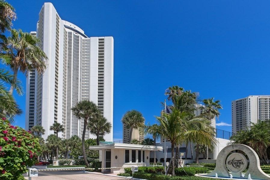 3000 Ocean Drive - Photo 1