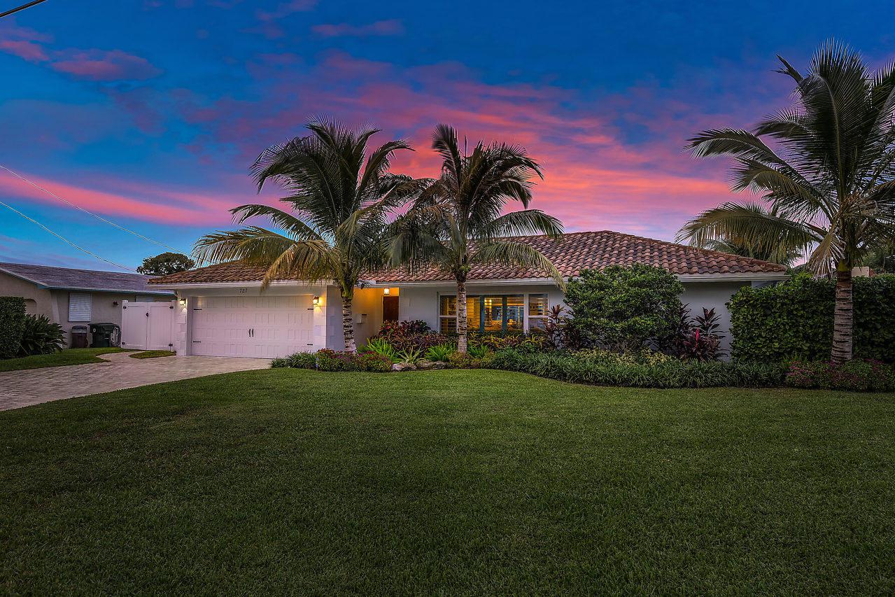 727 Havana Drive - Photo 1