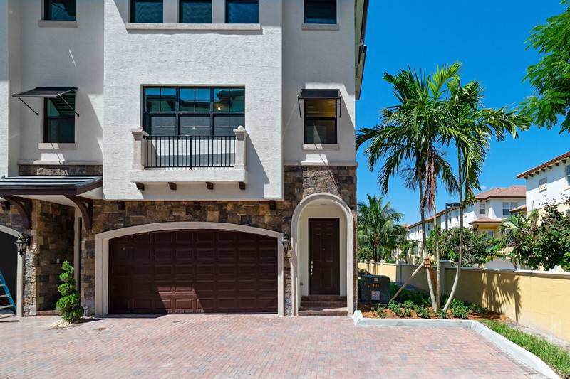 5 Windward Lane - Photo 1