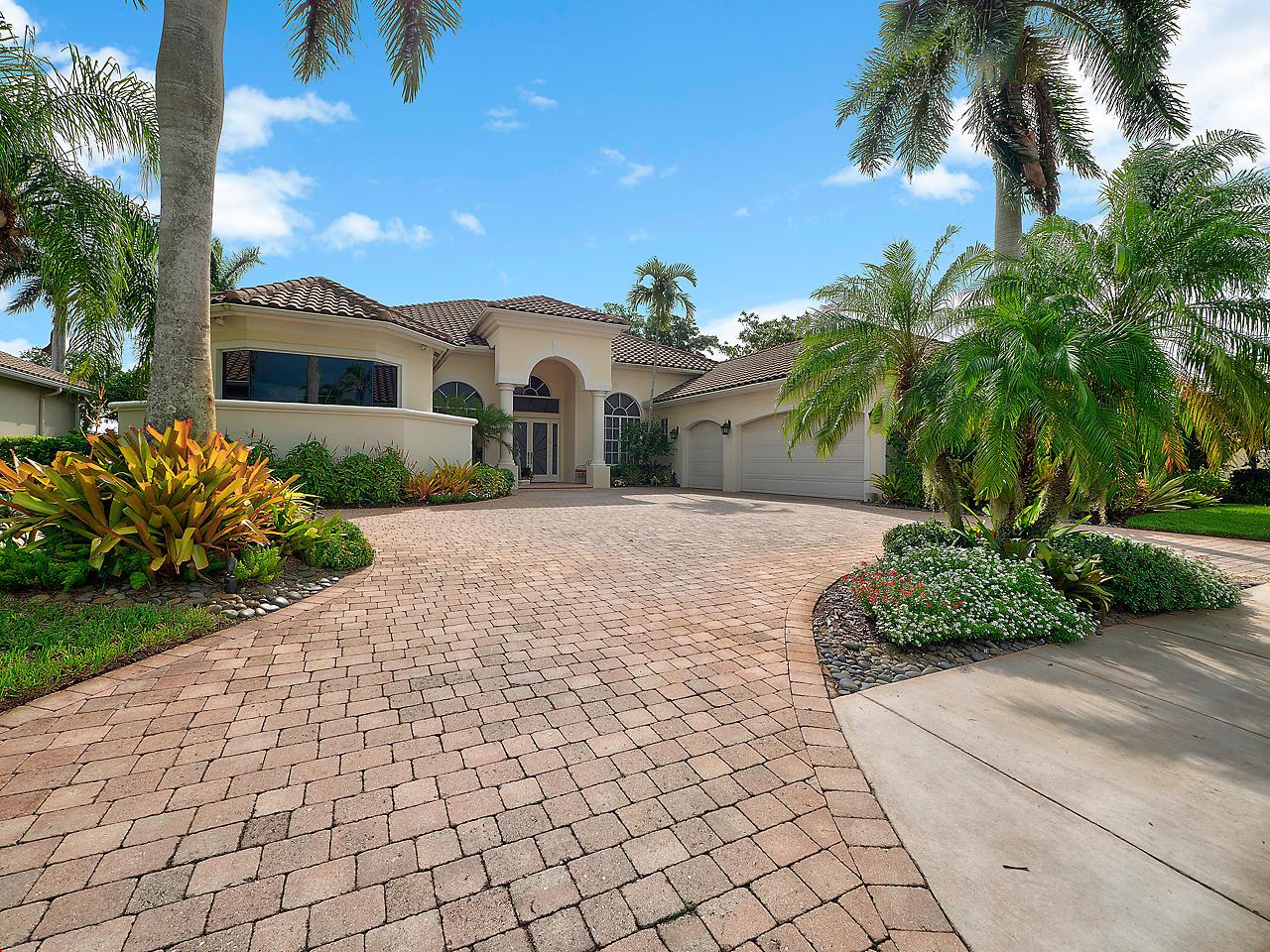 54 Saint James Drive - Photo 1