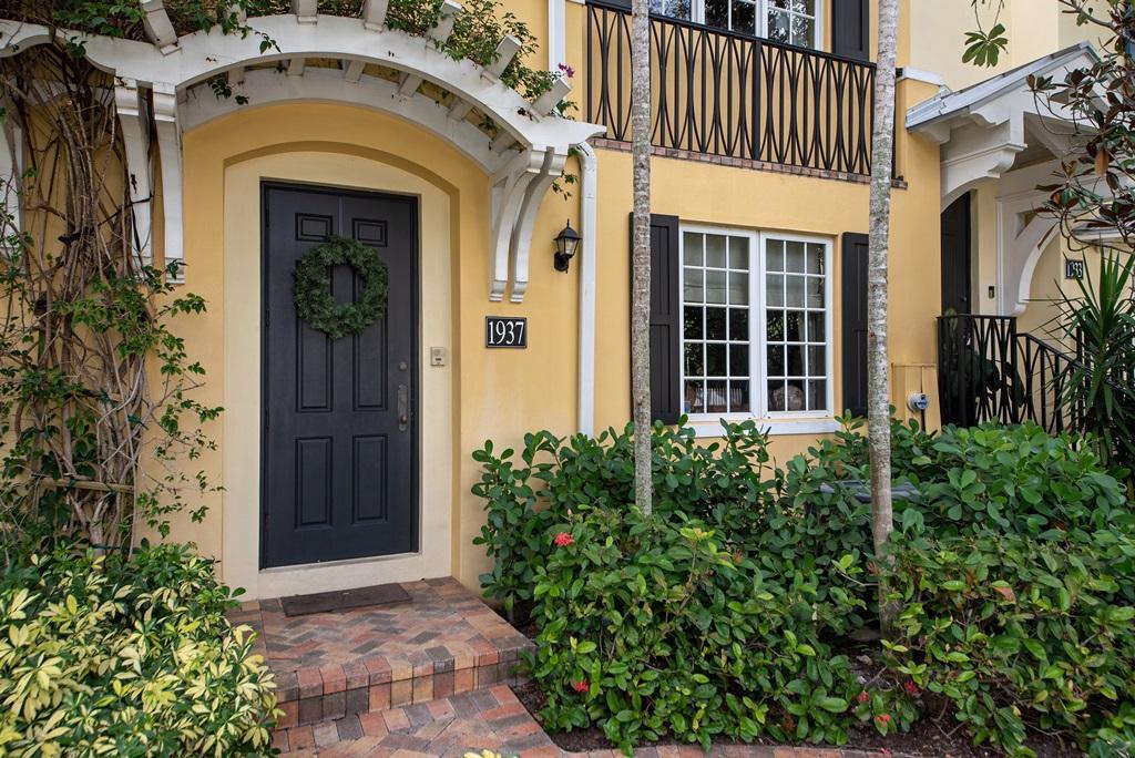 1937 Olive Avenue - Photo 1