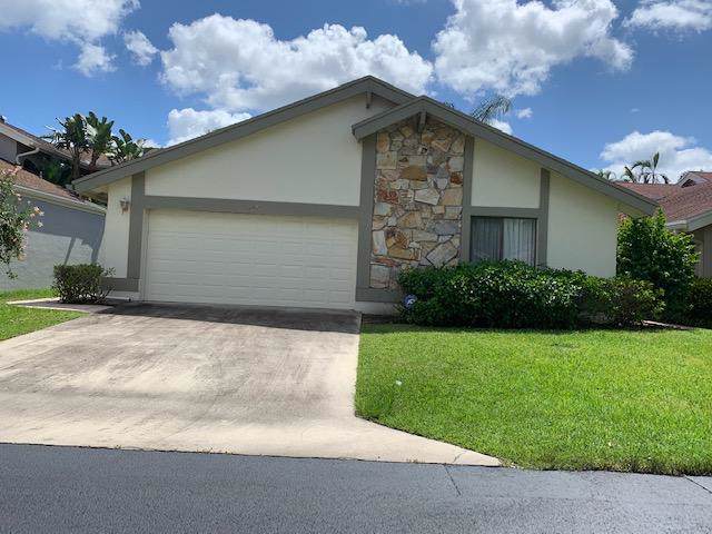 7542 Martinique Boulevard - Photo 1