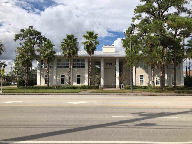 5199 10 Avenue - Photo 1