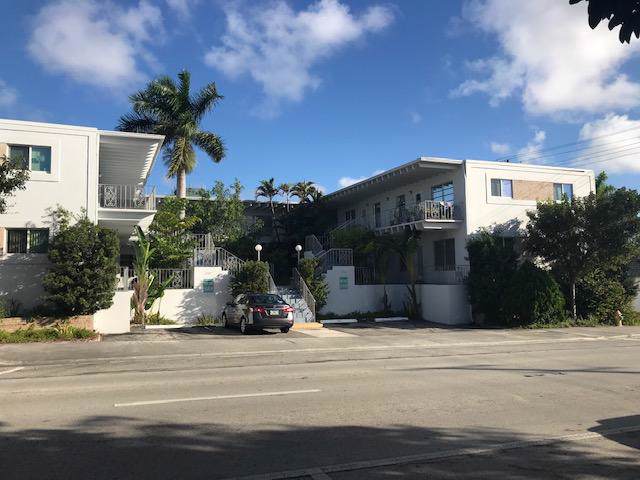 1520 Lake Avenue - Photo 1