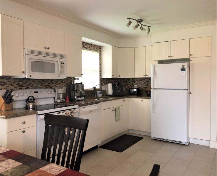 205 Valencia I - Photo 1