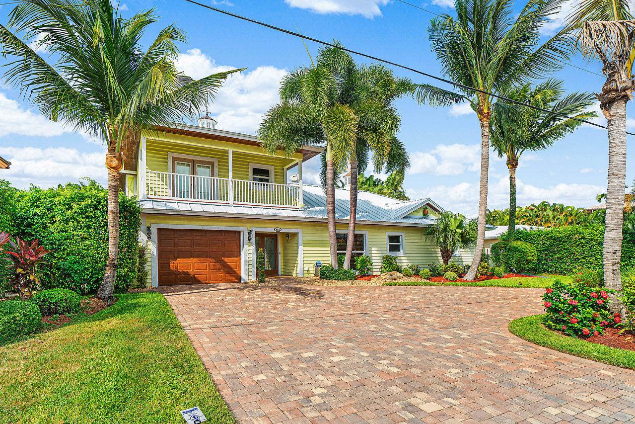 681 Harbour Drive - Photo 1