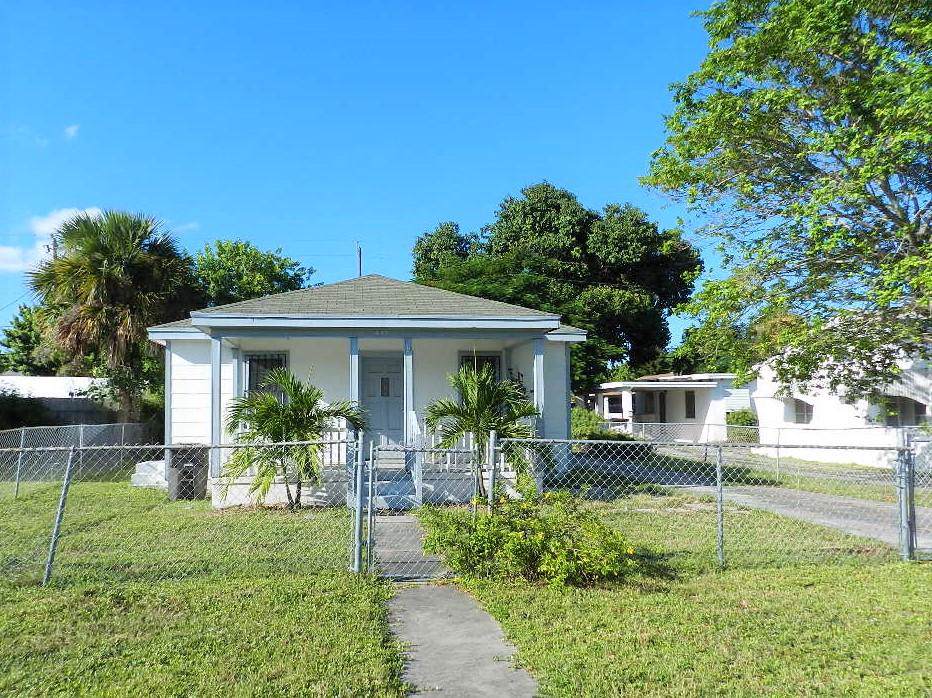 637 56th Street - Photo 1
