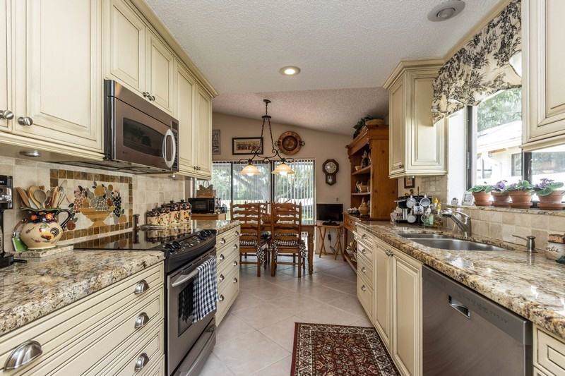 11150 Clover Leaf Circle - Photo 1
