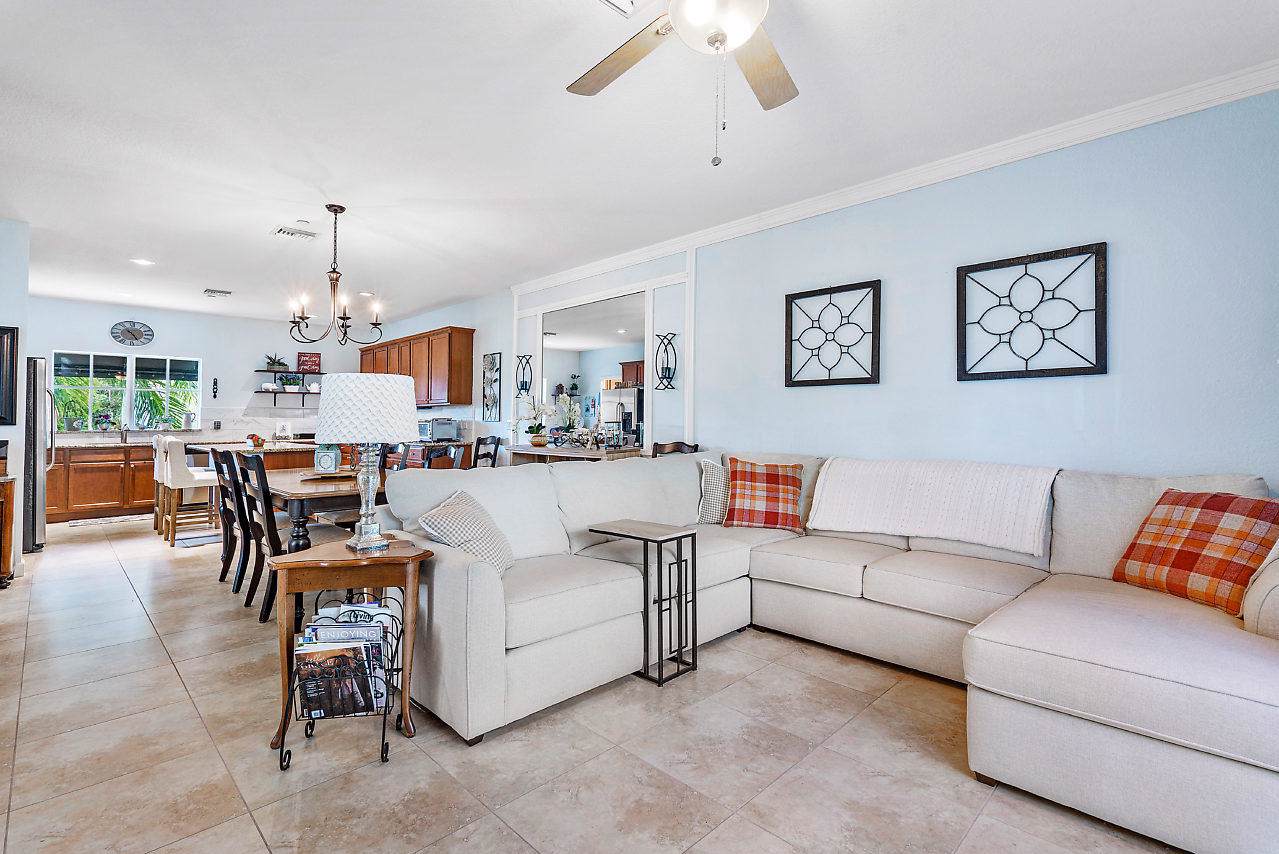 25 Chaucer Lane - Photo 1