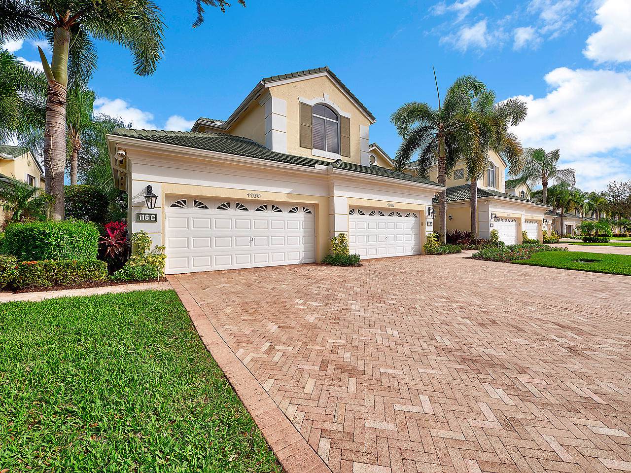 116 Palm Point Circle - Photo 1