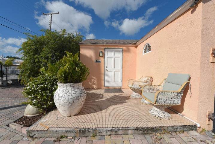 36 15th Street - Photo 1