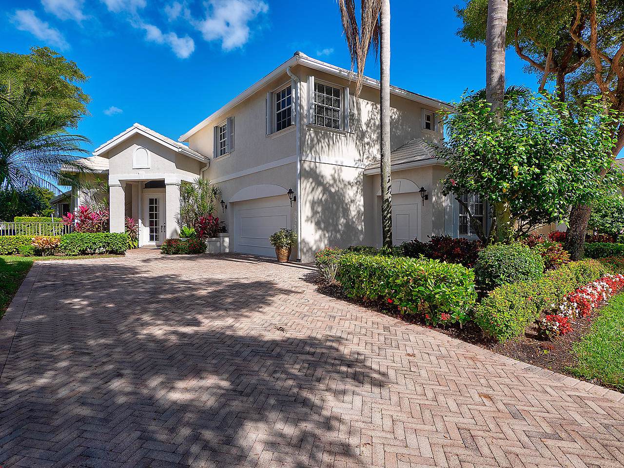 114 Victoria Bay Court - Photo 1 114 Victoria Bay Court - Photo 1
