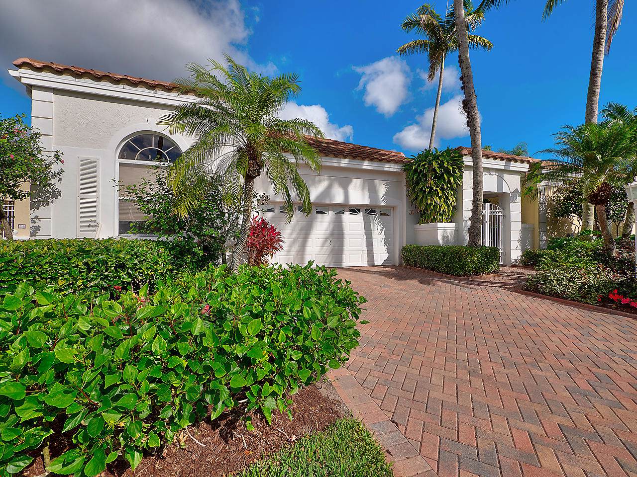 216 Coral Cay Terrace - Photo 1 216 Coral Cay Terrace - Photo 1
