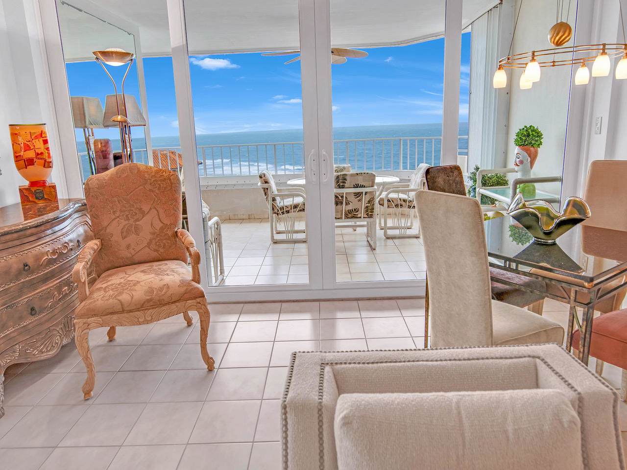 500 Ocean Boulevard - Photo 1