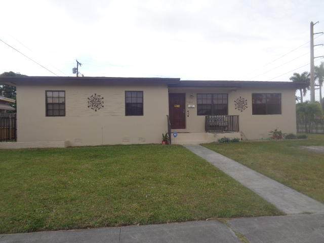 11630 140th Terrace - Photo 1