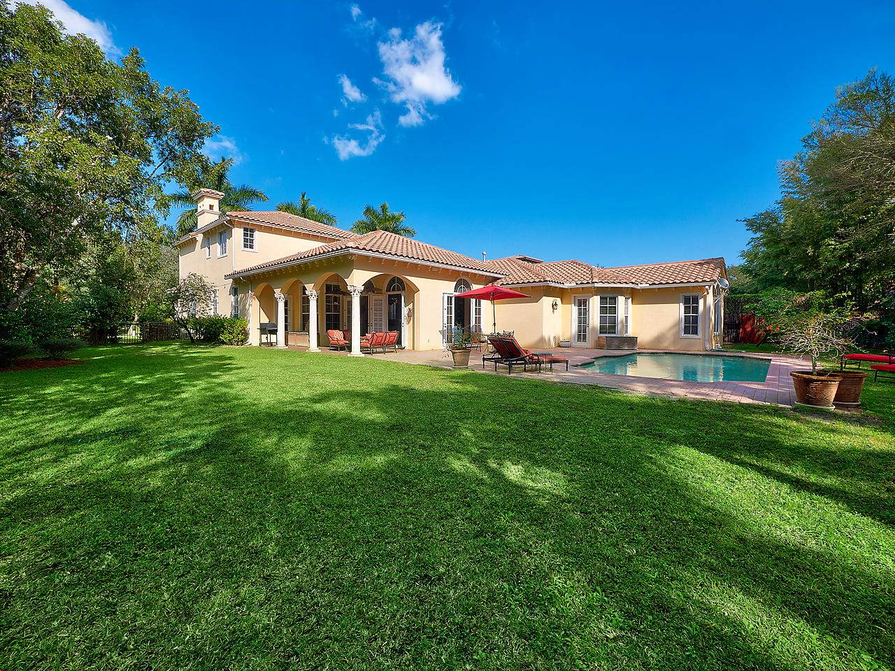124 Segovia Way - Photo 1