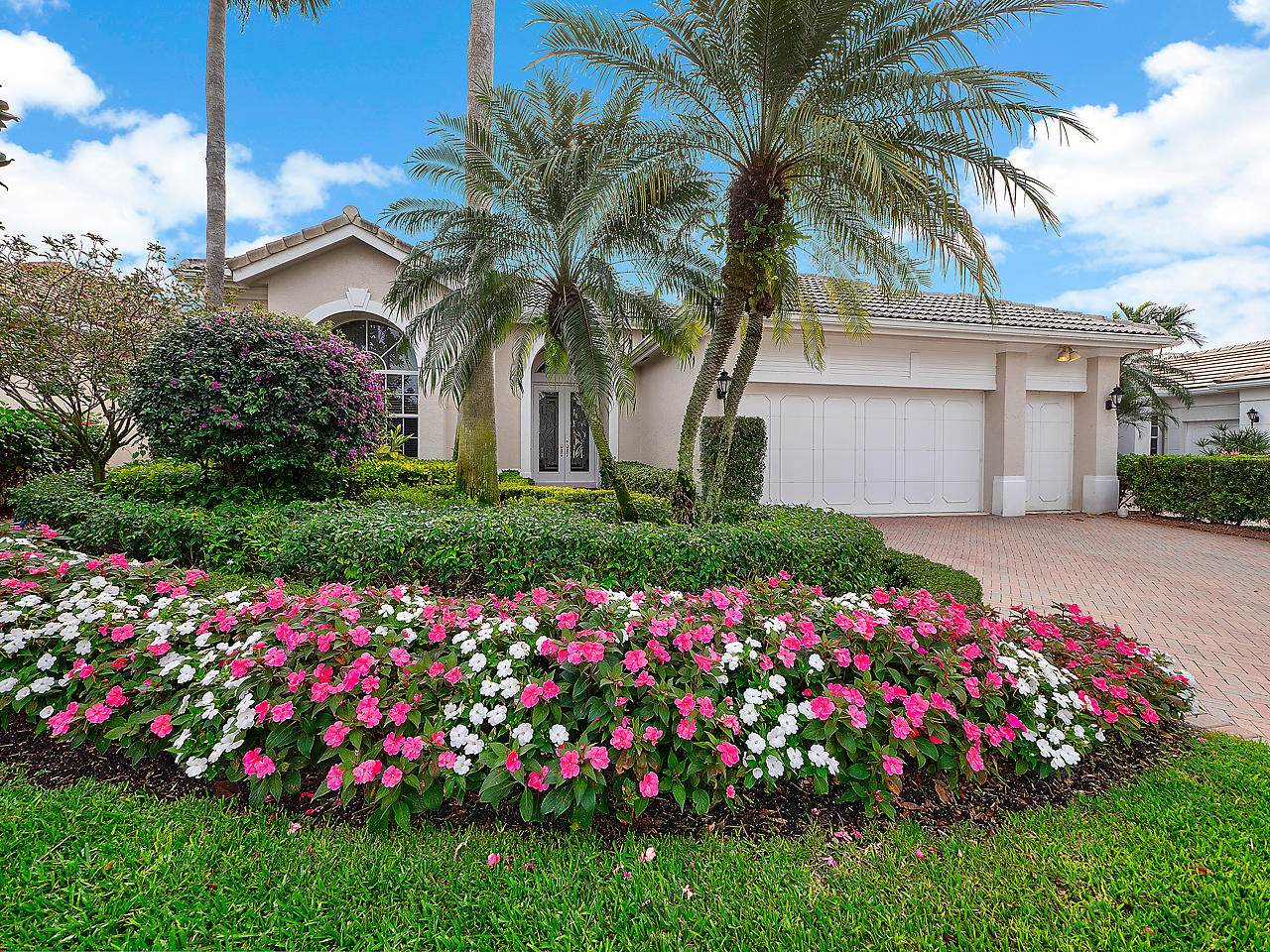 126 Banyan Isle Drive - Photo 1 126 Banyan Isle Drive - Photo 1