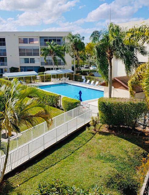 3138 Via Poinciana - Photo 1