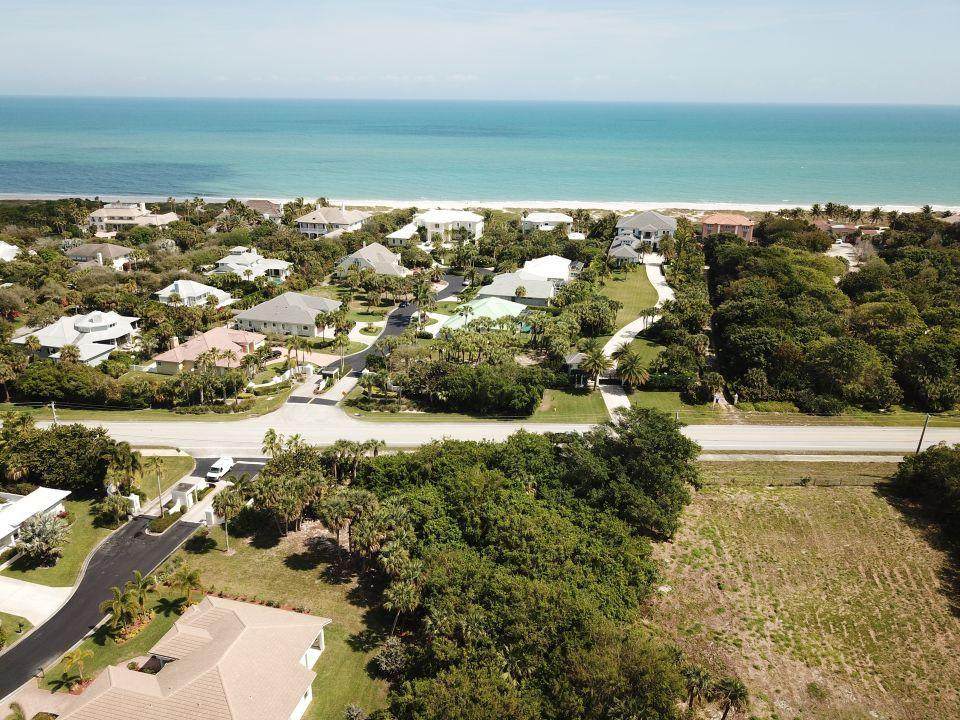 2185 Beachside Lane - Photo 1