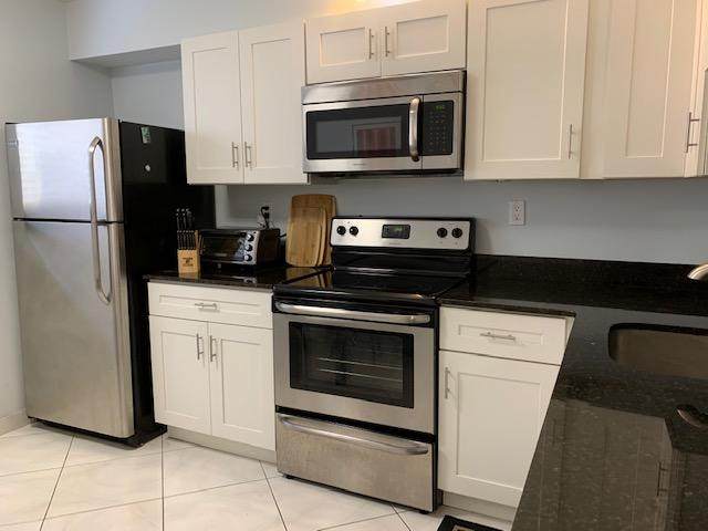 15450 Pembridge Avenue - Photo 1 15450 Pembridge Avenue - Photo 1