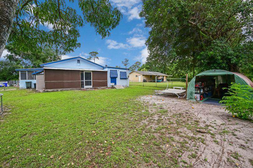 464 67th Ter Terrace - Photo 1