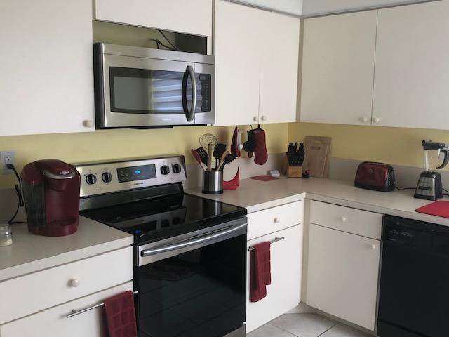11210 Green Lake Drive - Photo 1