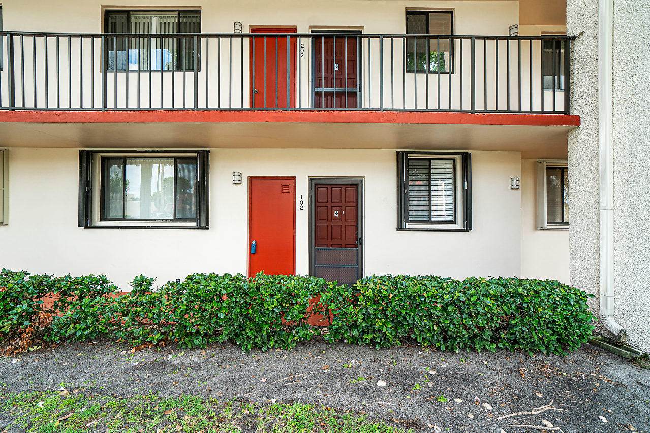 4381 Trevi Court - Photo 1