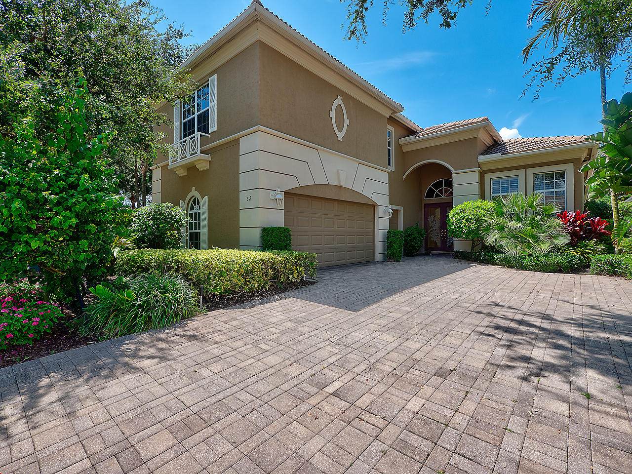 62 Laguna Drive - Photo 1