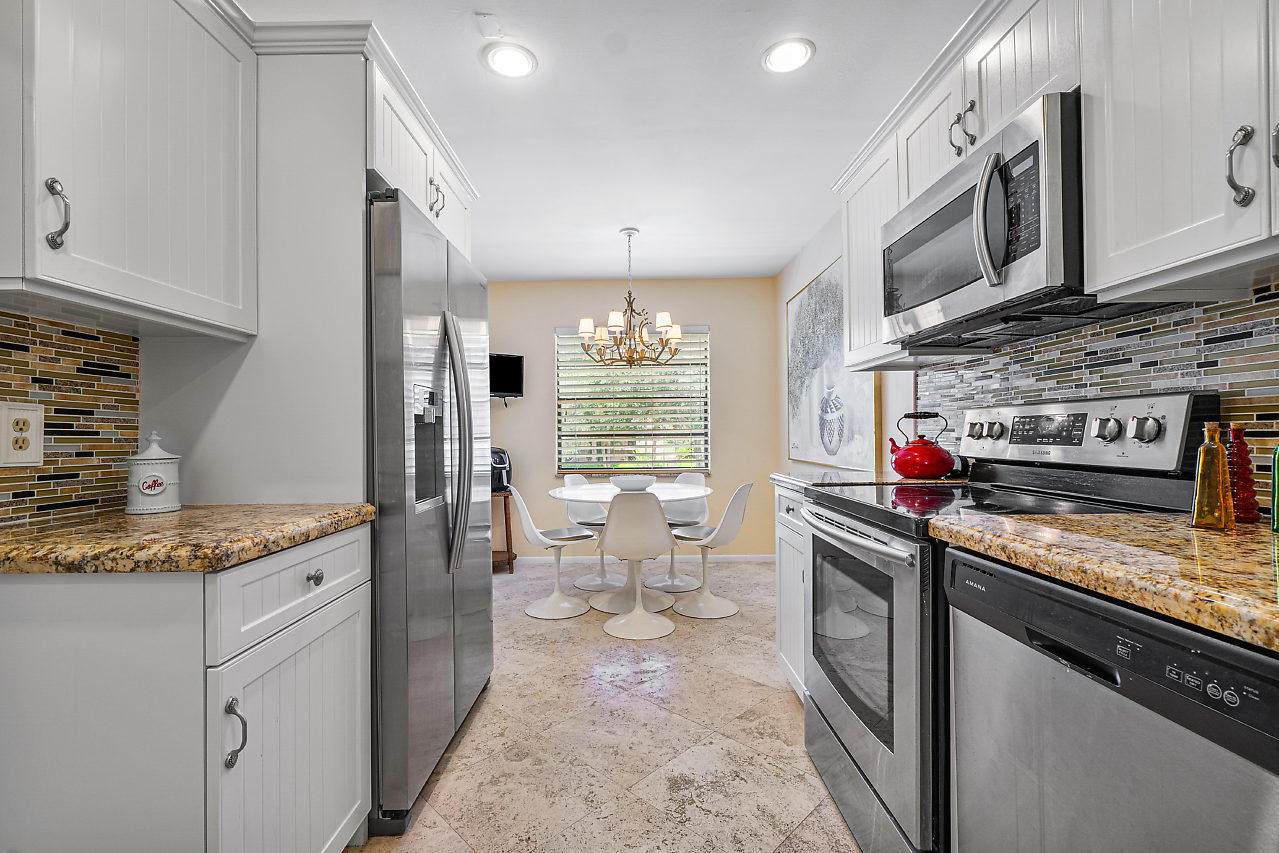 16 Southport Lane - Photo 1