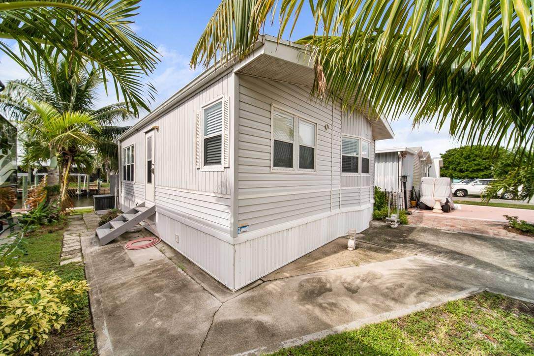 10851 Ocean Drive - Photo 1