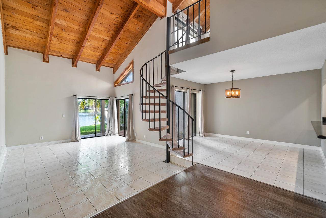 9274 1st Street - Photo 1