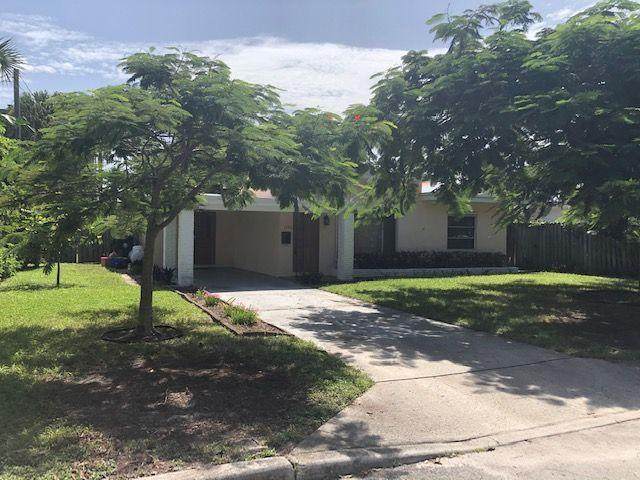 1720 Palmway - Photo 1