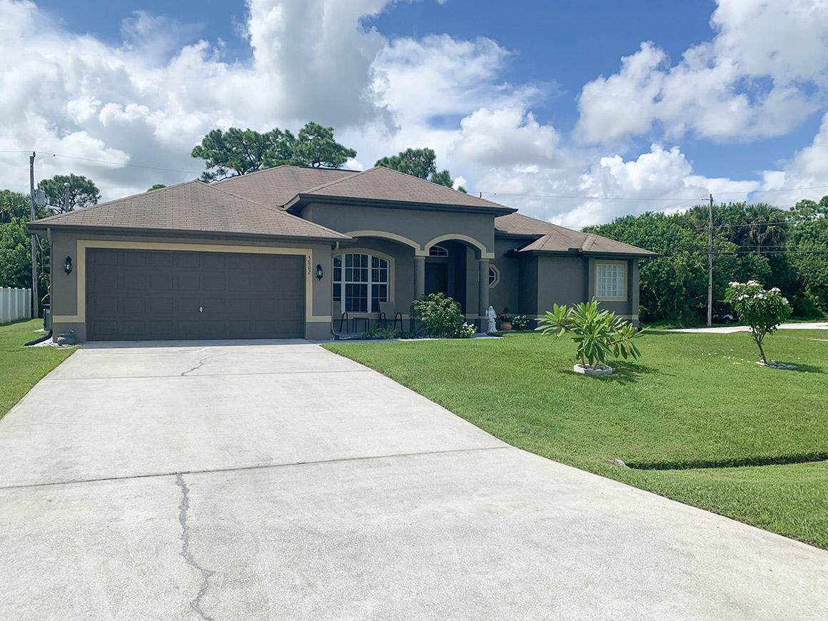 3802 Sw Bamberg - Photo 1