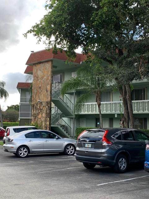 3000 Springdale Boulevard - Photo 1