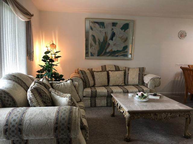 105 South Boulevard - Photo 1